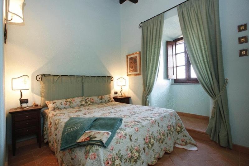 Bed and Breakfast Palazzo Orsini Bomarzo Zimmer foto